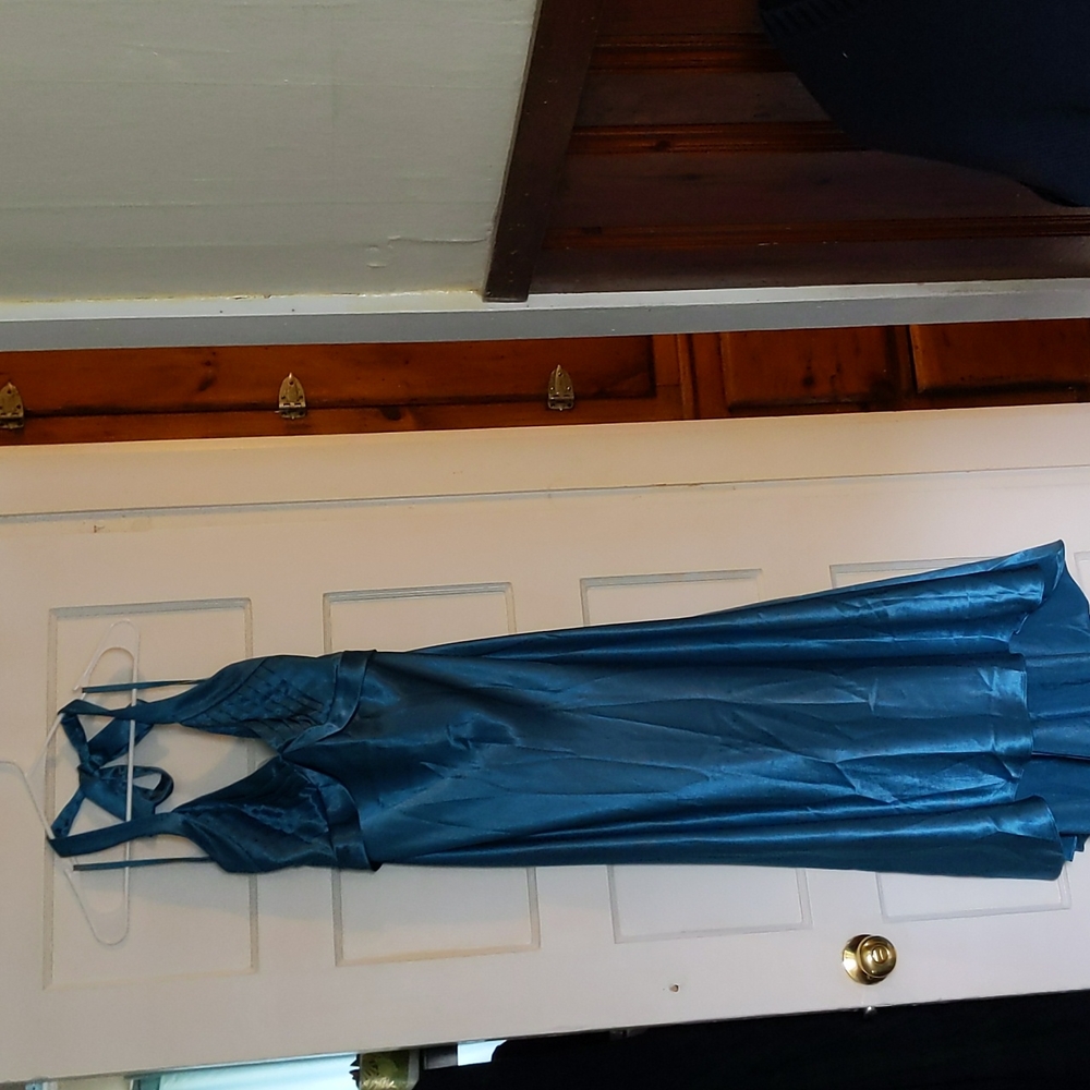 Evening halter dress